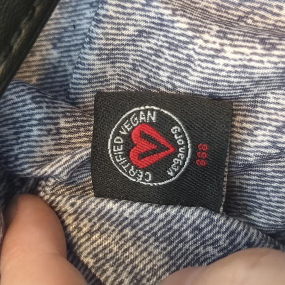 Urban Expressions quilted large shoulder bag - Picture 9 of 10